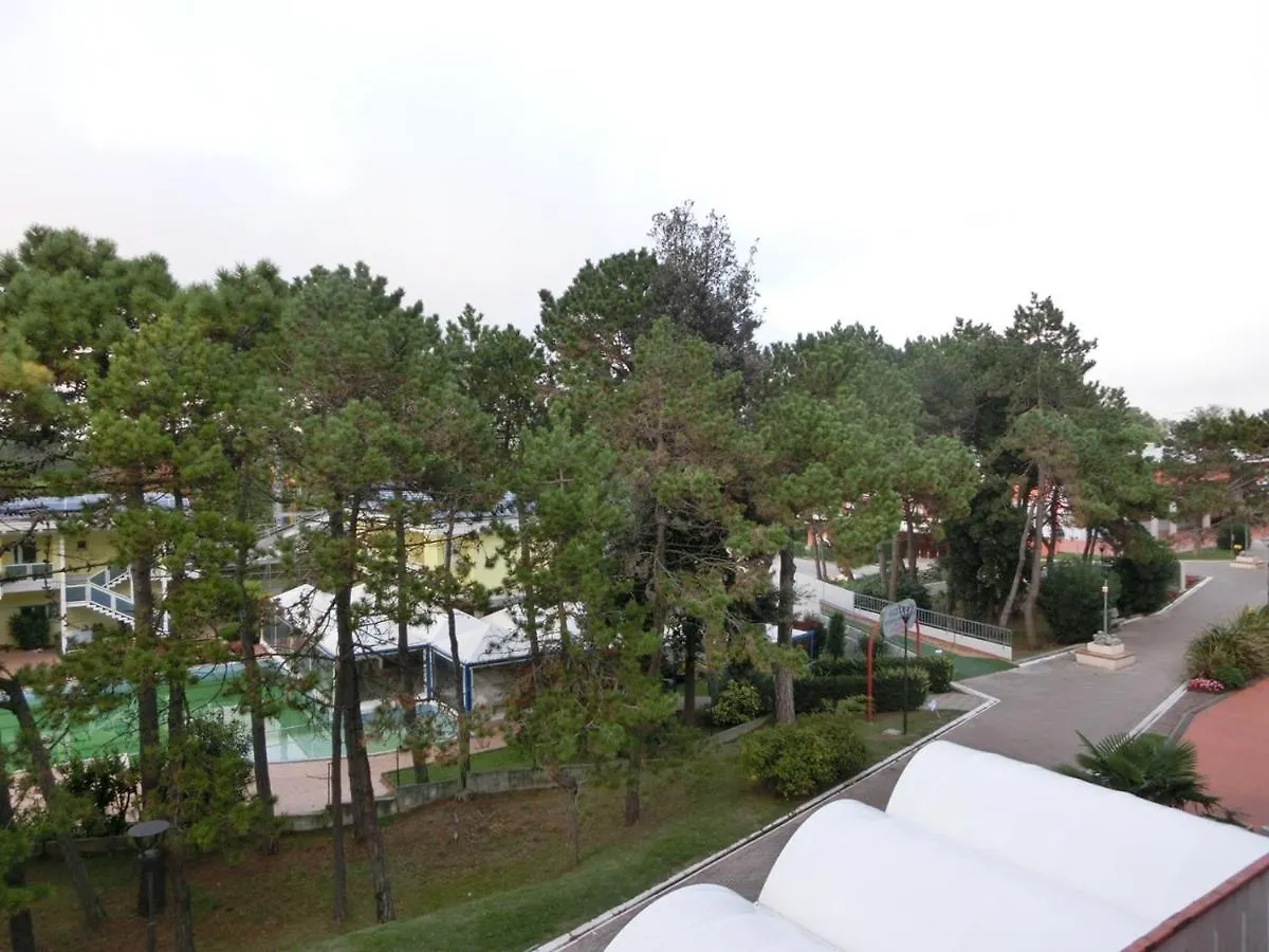 Spacious Flat On Bibione'S Coast - Beahost Italy